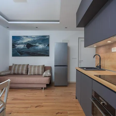 Small Village Apartman Brusici Exterior photo